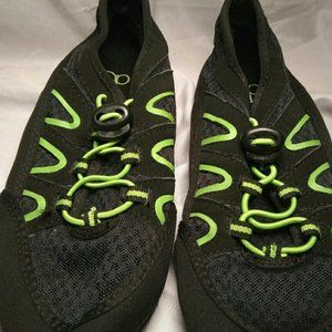 OP Toddler Boy/'s Grippy Sole Camo Water Shoes Small 5-6 GREEN CAMO